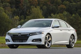 Những điểm mới trên "hàng nóng" Honda Accord 2018 